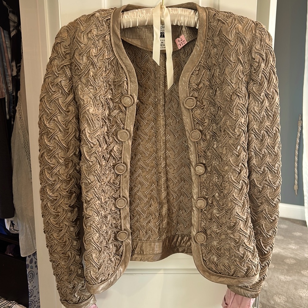 Dress Jacket and matching Skirt. Size 8/10.